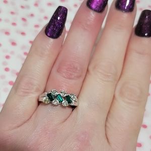 Vintage Avon Faux Emerald and Cubic Zirconia Ring. Adjustable Size 7